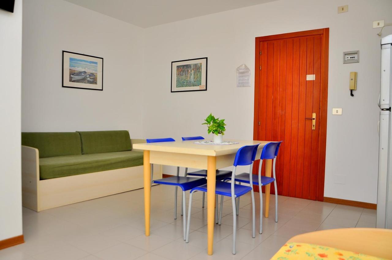 Residence Itaca Bibione Exterior foto