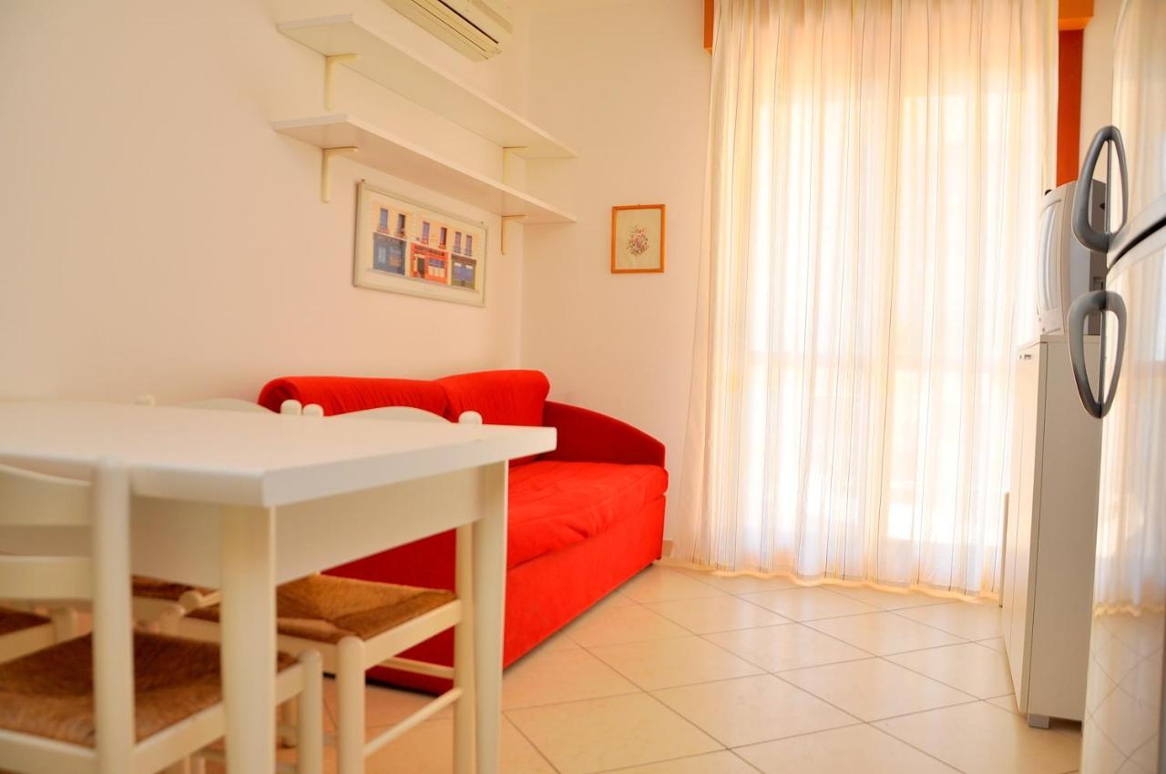 Residence Itaca Bibione Exterior foto